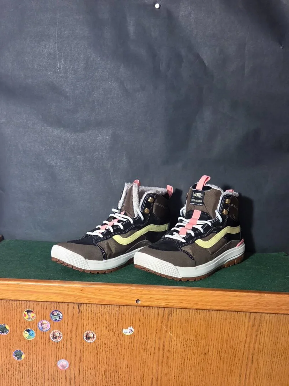 Vans UltraRange EXO Hi Boot Brown Black Yellow Pink